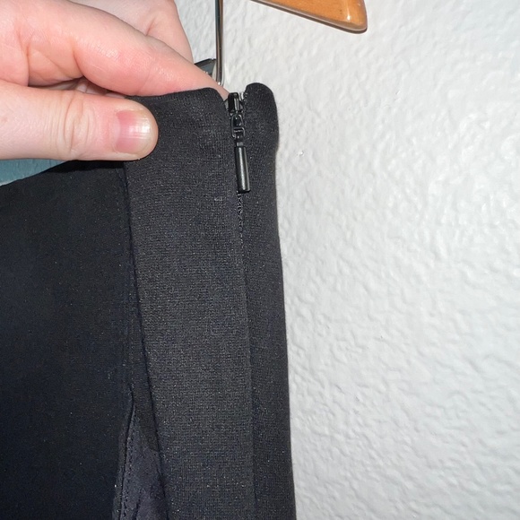 Athleta Black Sienna Cropped Skinny Pants Women's Size 12 - Picture 5 of 9